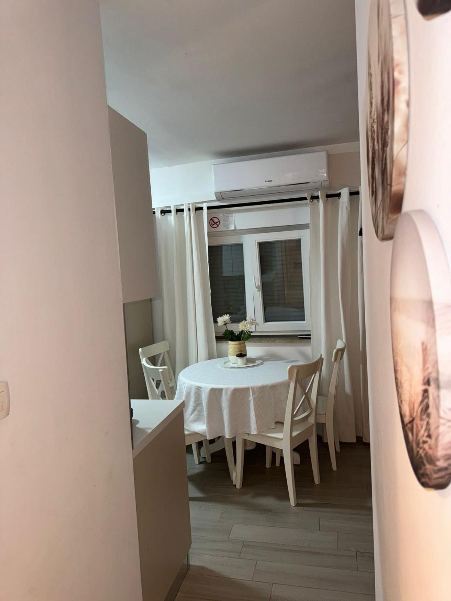Apartman Dukic Okrug Gornji Exterior foto